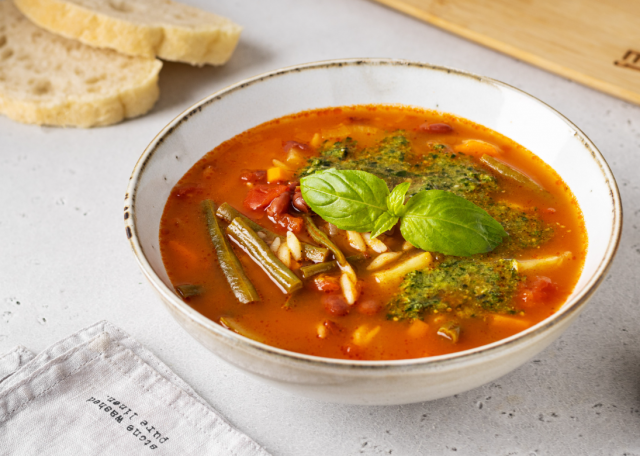 Под Москвой археологи нашли древний рецепт рыбного супа с калиной