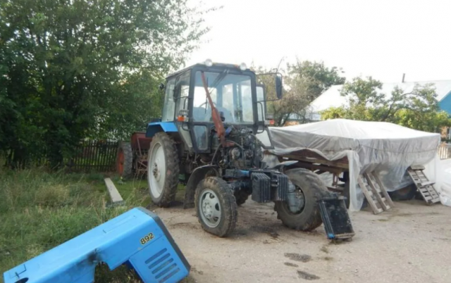 Механизатор угнал трактор ради поездки к родителям в Ставропольском крае