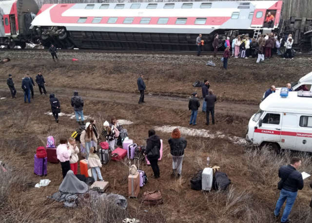 Пассажиры рассказали о пережитом при сходе поезда под Ульяновском