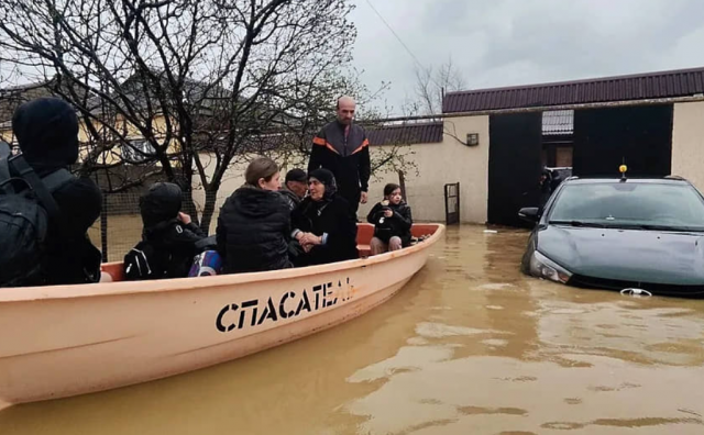 В Дагестане направили 100 млн рублей на помощь пострадавшим от наводнения