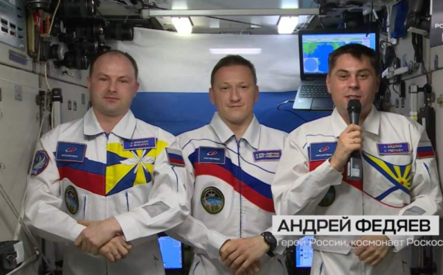 Космонавты с МКС поздравили россиян с Днем космонавтики