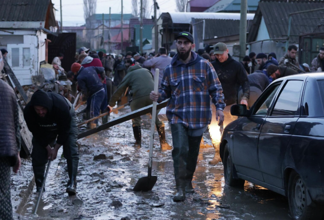 Госавтоинспекция перешла на усиленный режим в Дагестане после паводка