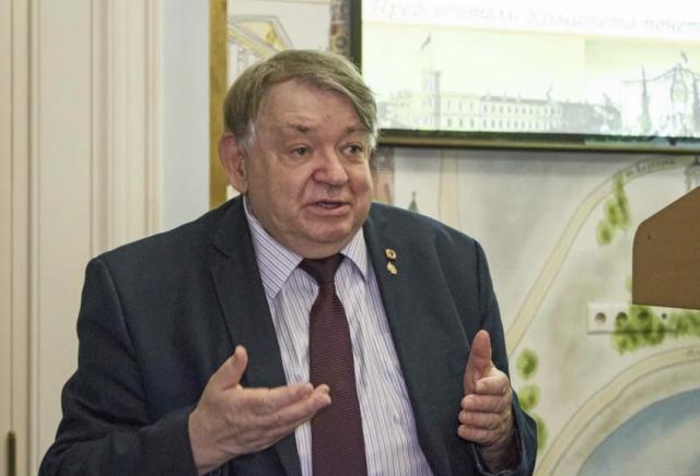 Один из авторов герба России Владимир Никонов ушел из жизни