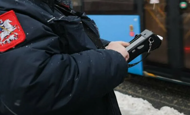 В Москве пассажира автобуса осудили на три года за нападение на контролера