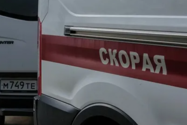 Конструкция возле ТЦ в Москве обрушилась на семилетнего ребенка